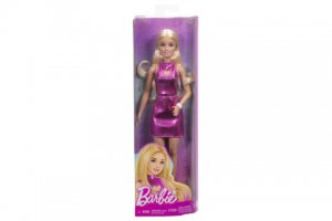 Barbie modelka - lesklé šaty se srdíčkem HYT88